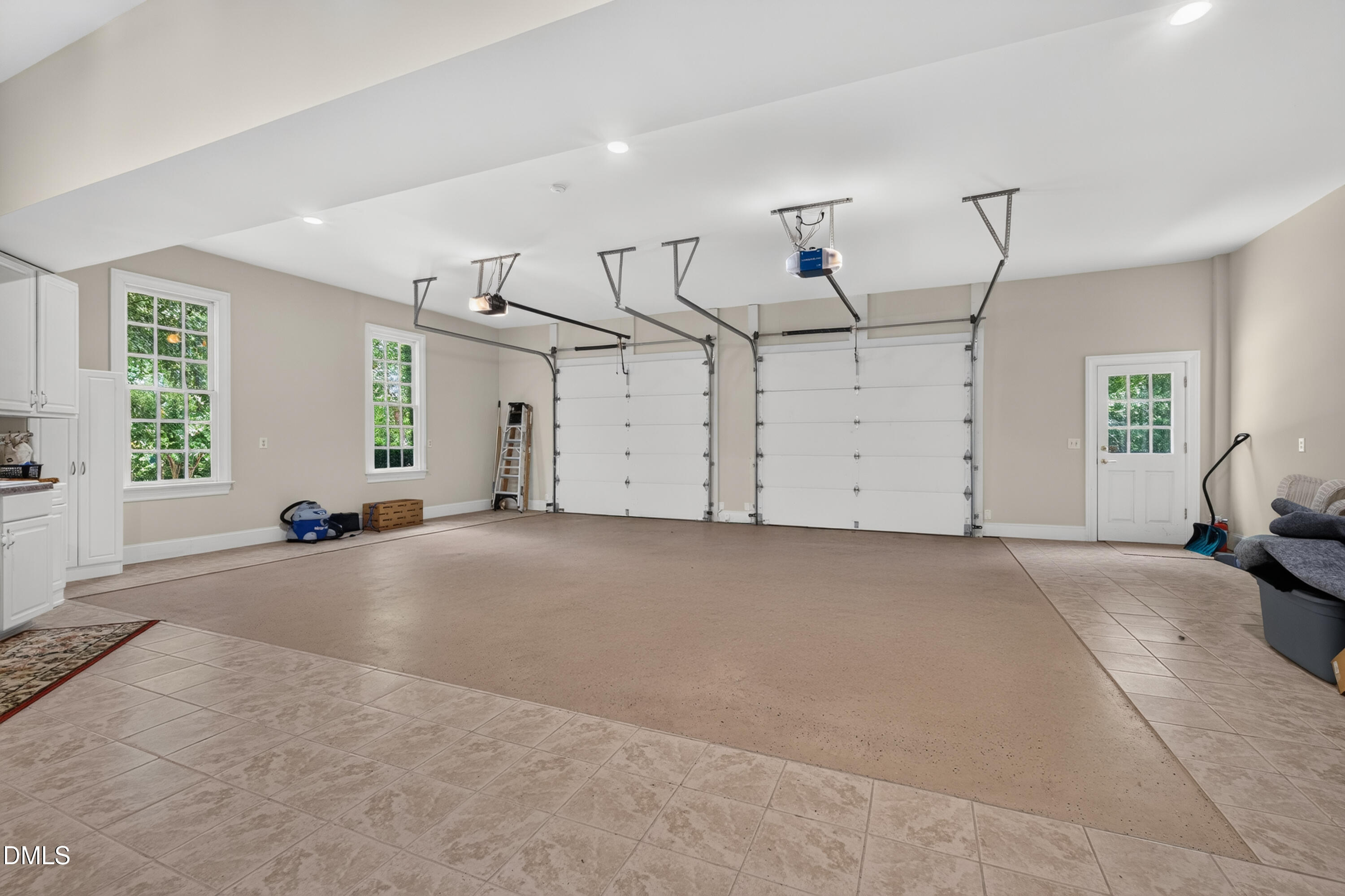 main property photo 83