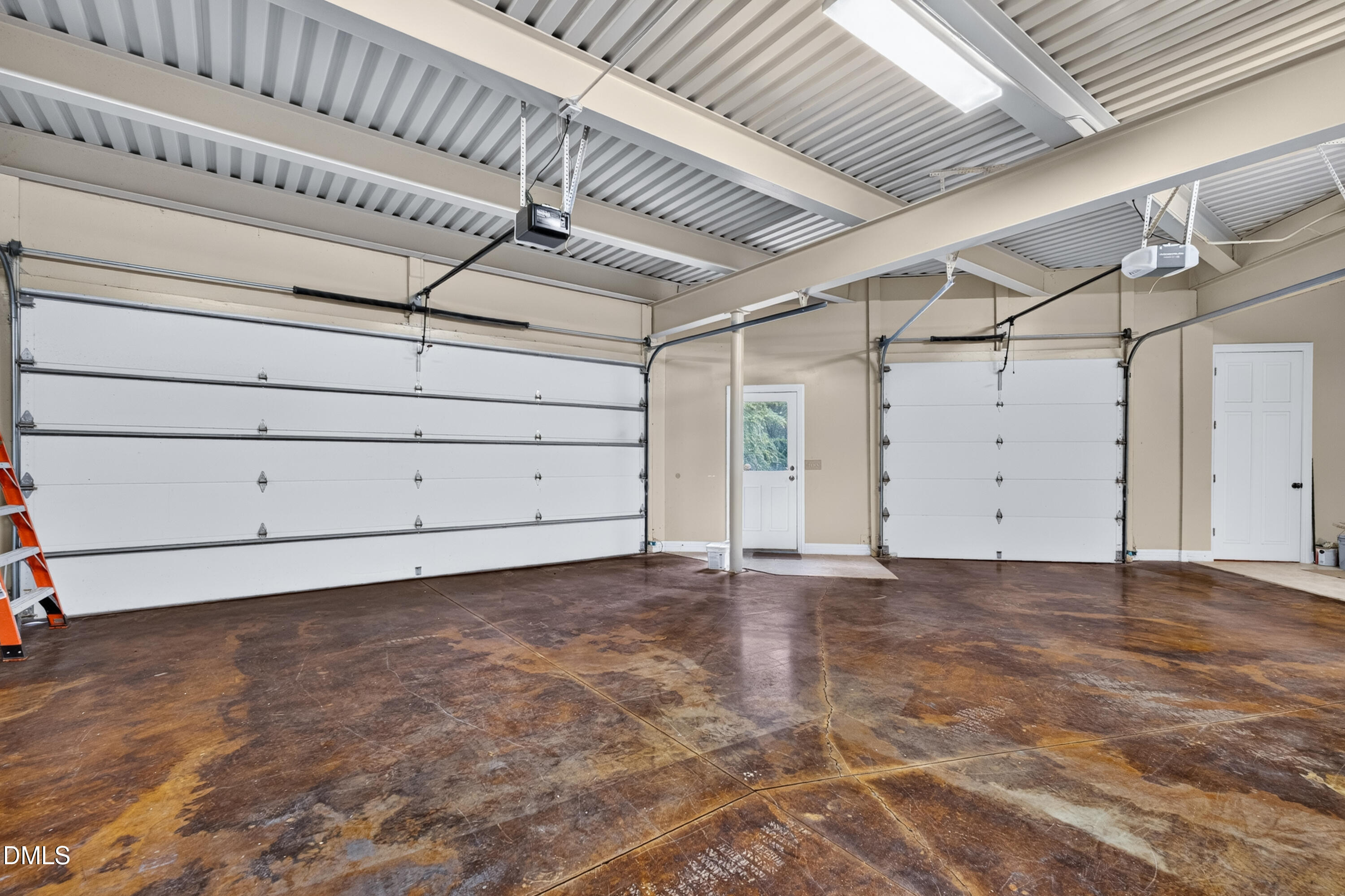 main property photo 84