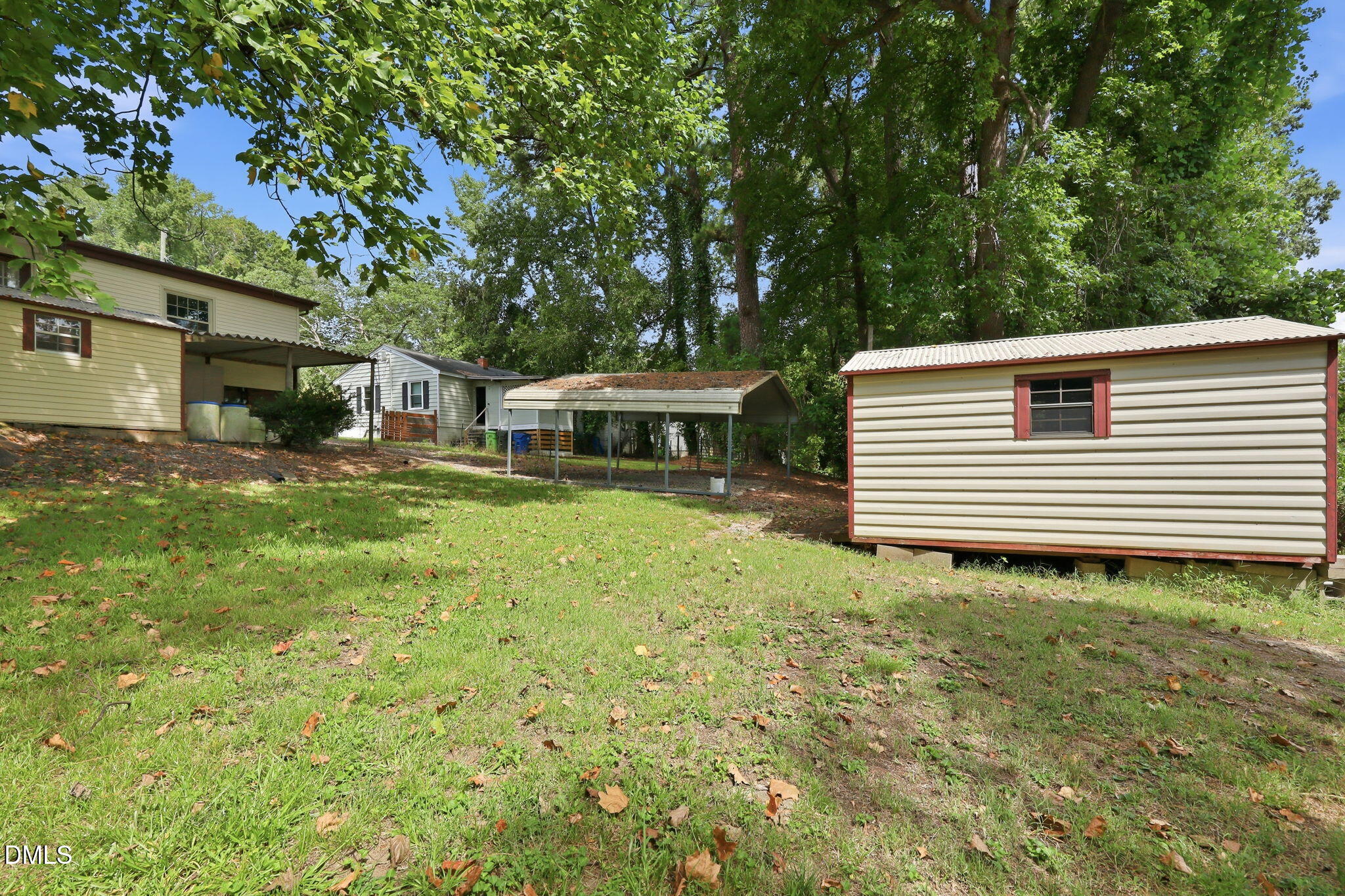 main property photo 15