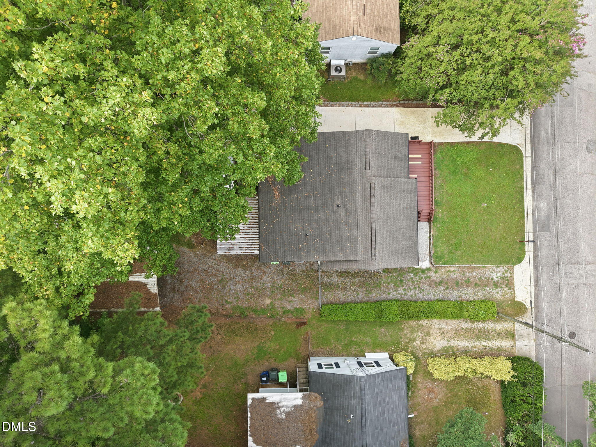 main property photo 20