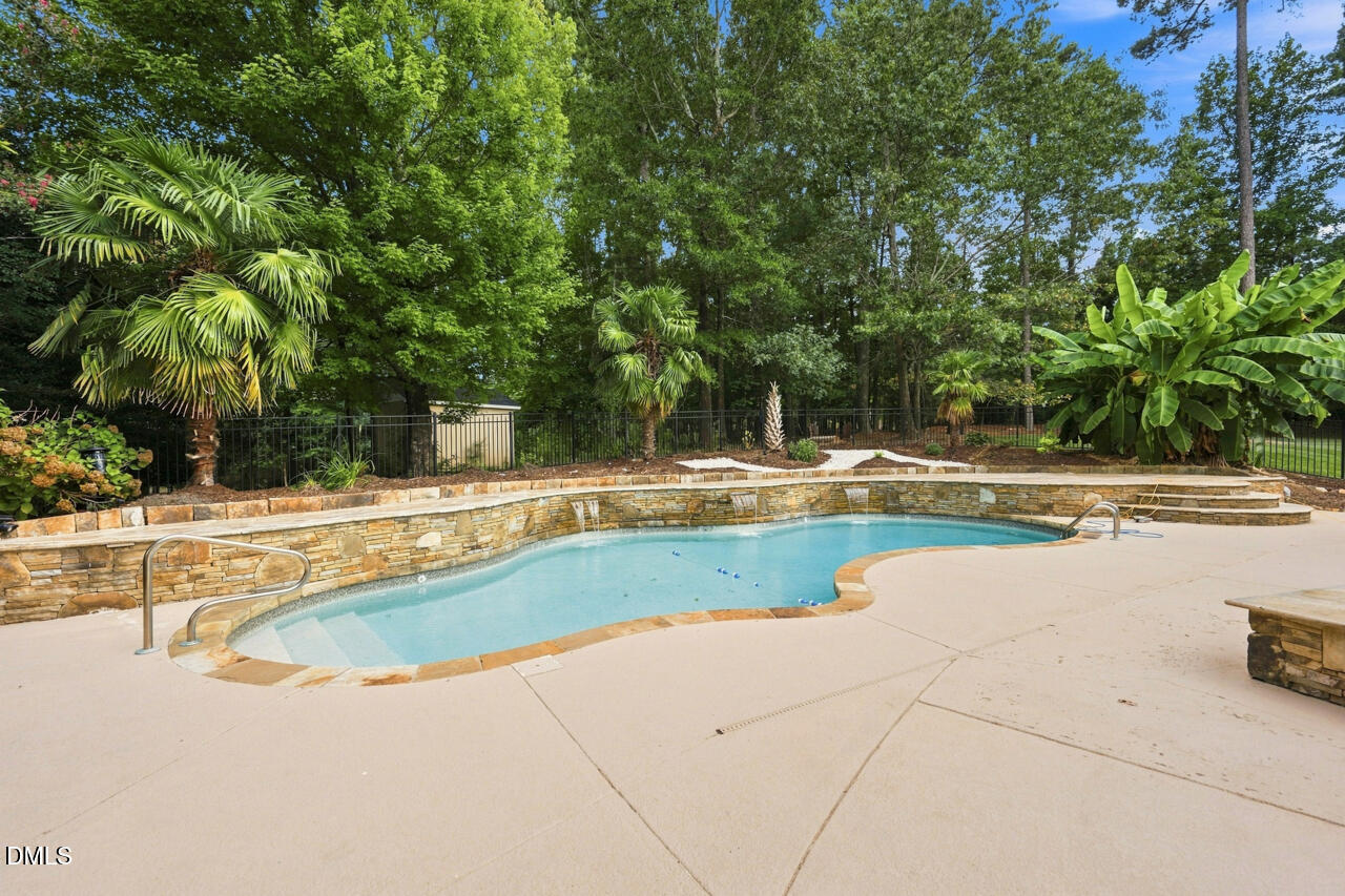 main property photo 59
