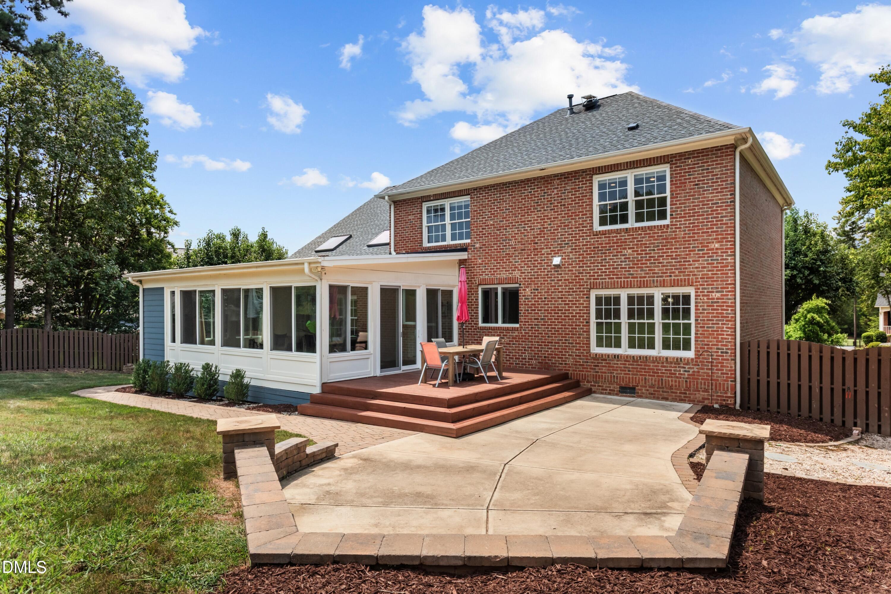 main property photo 59