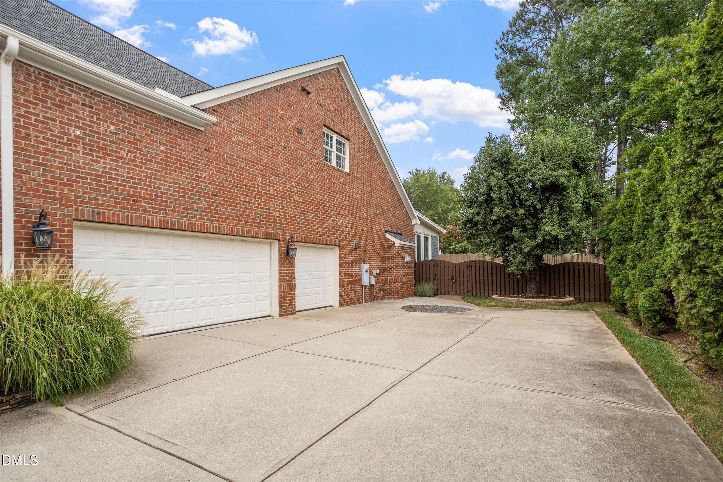 main property photo 65