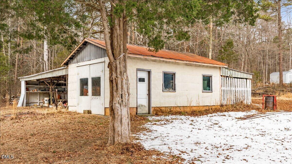 main property photo 36