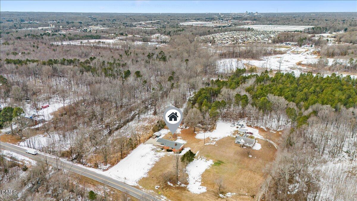 main property photo 45