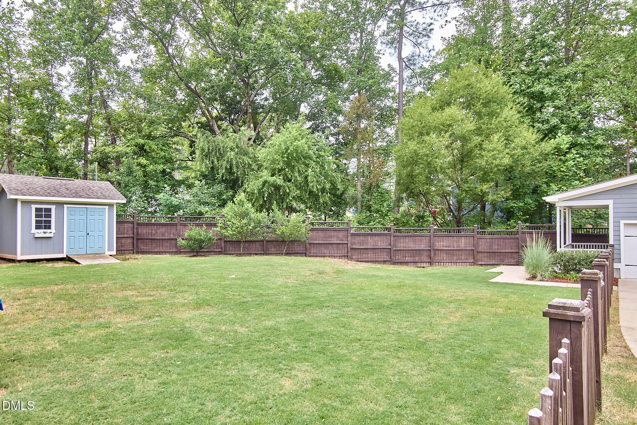 main property photo 35