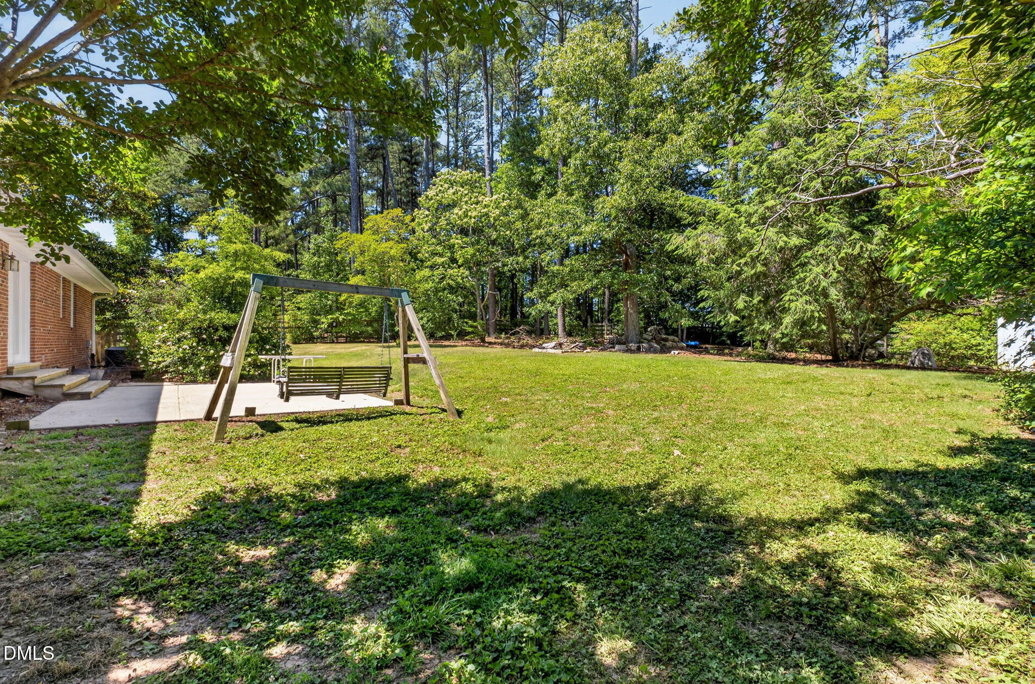main property photo 31