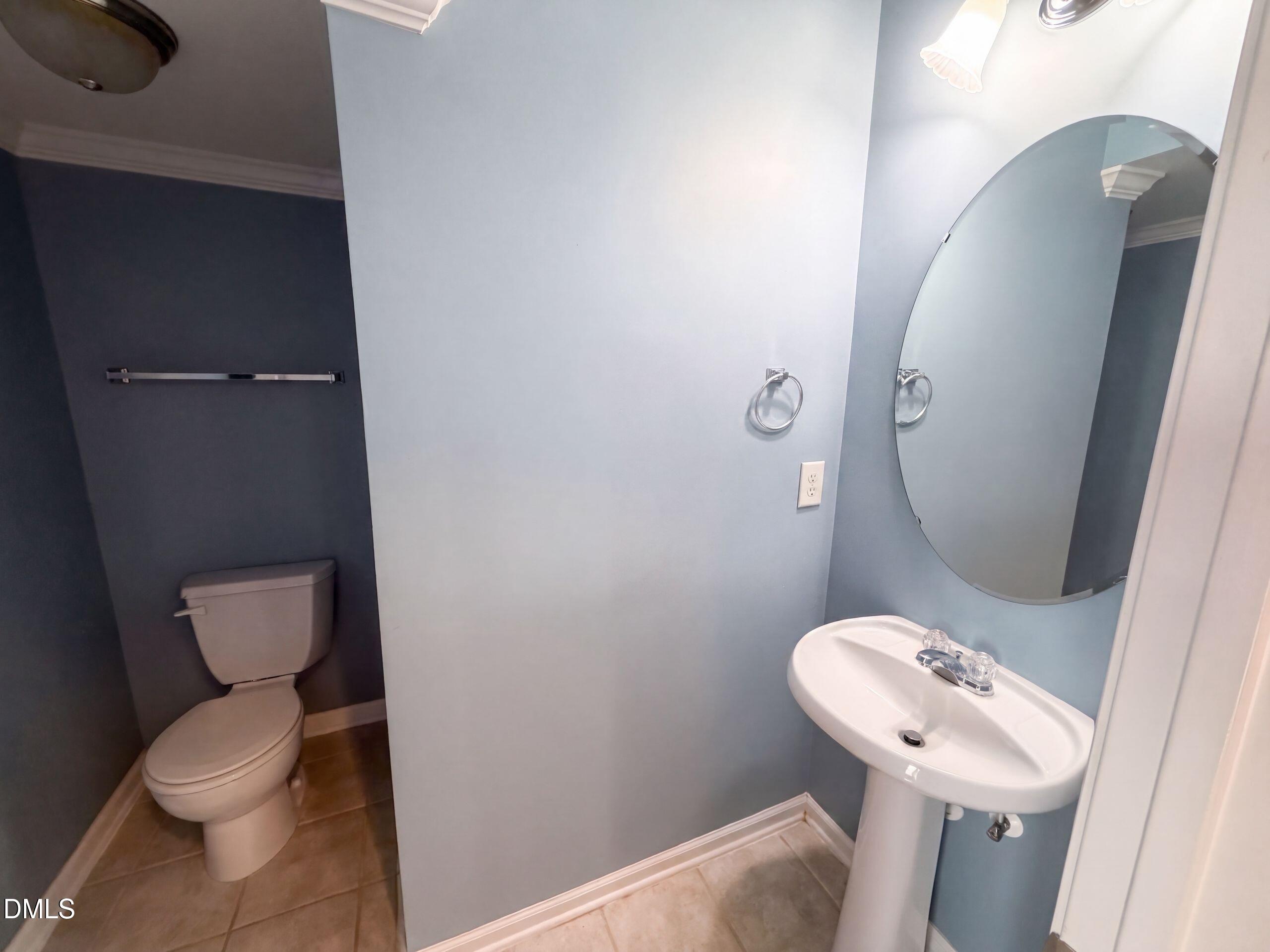 main property photo 13