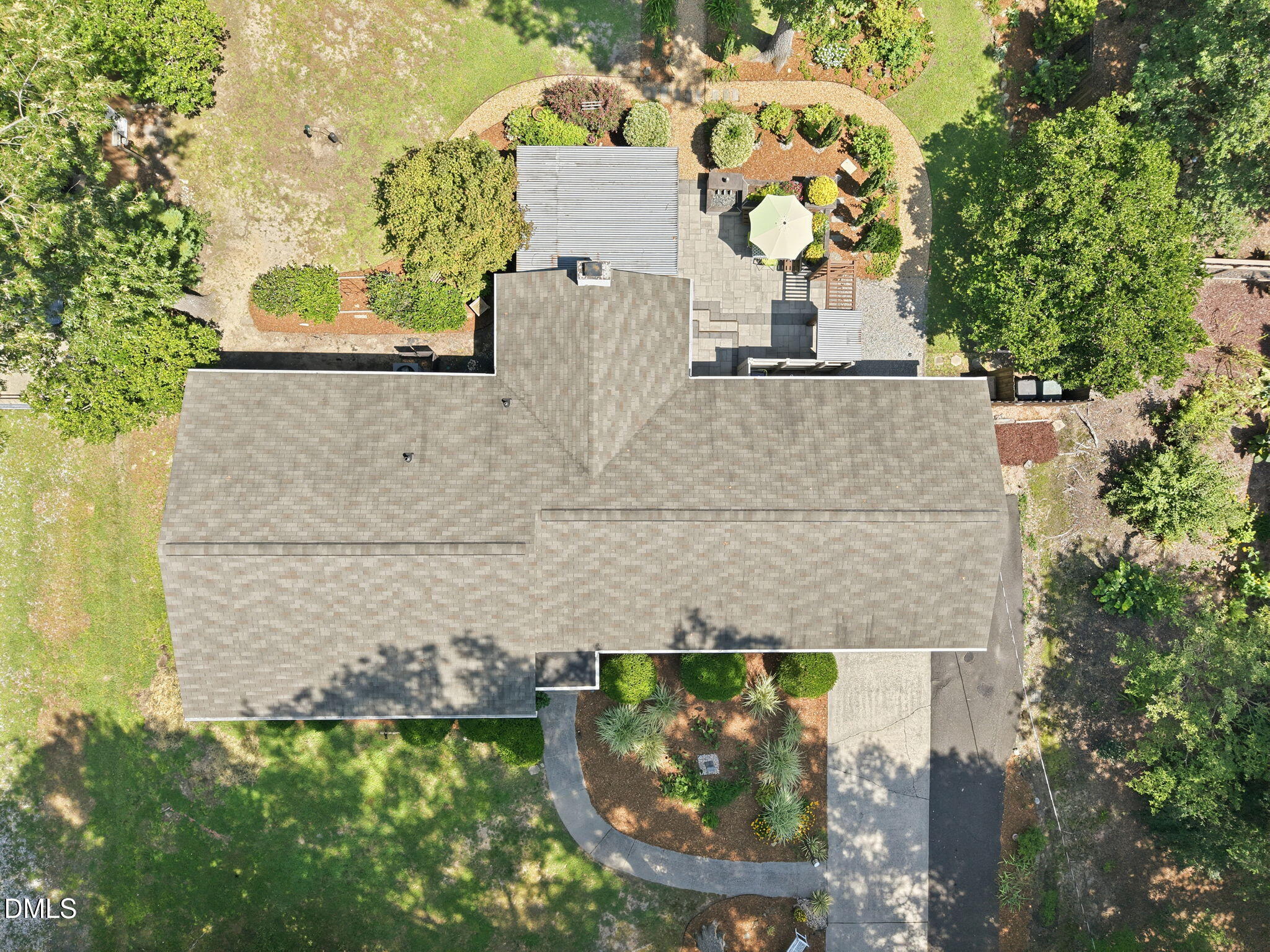 main property photo 45