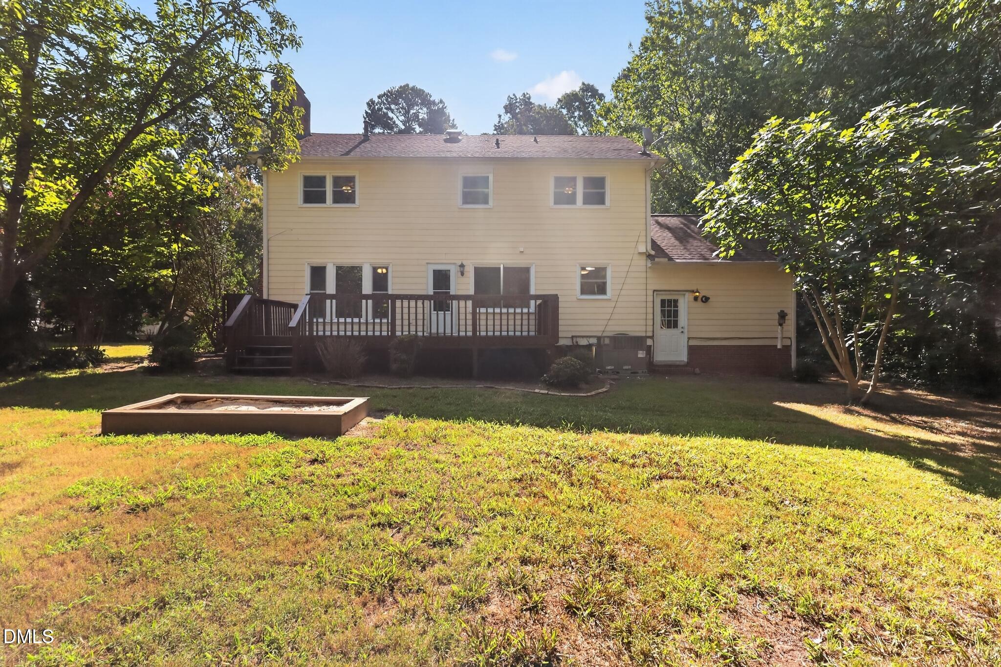 main property photo 15