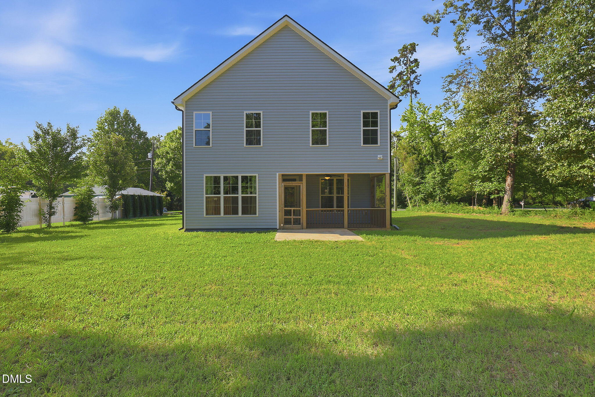 main property photo 22