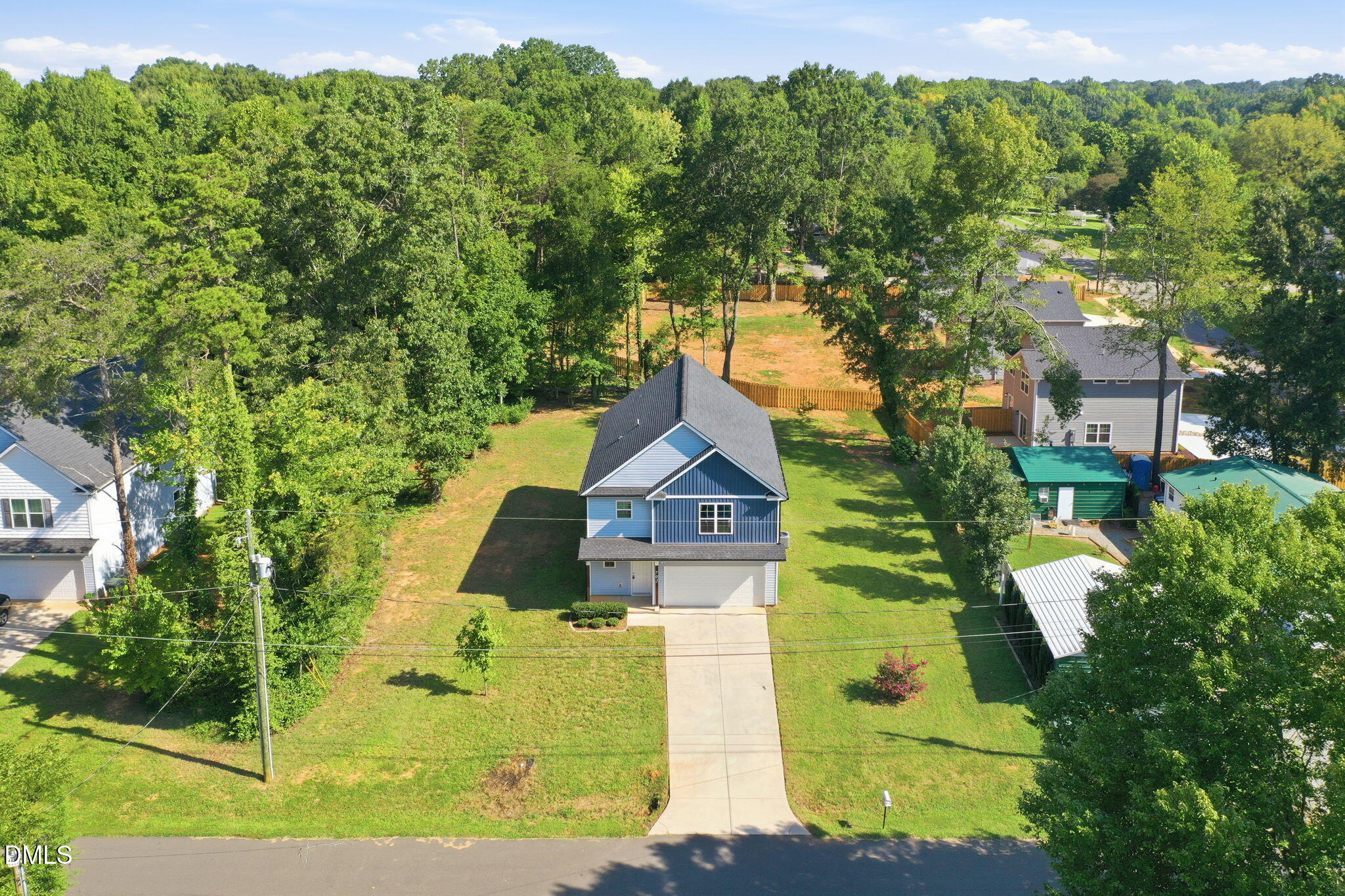 main property photo 32