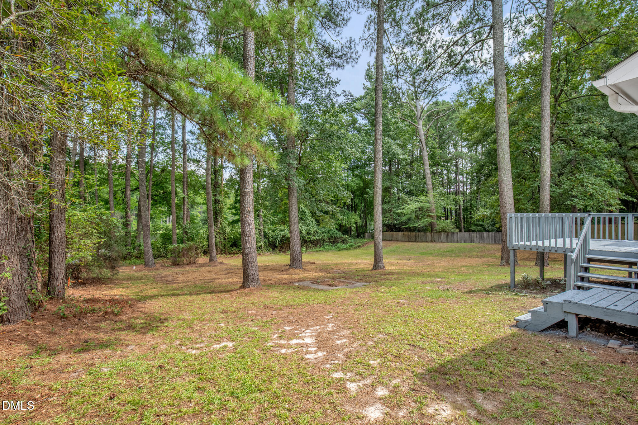 main property photo 33