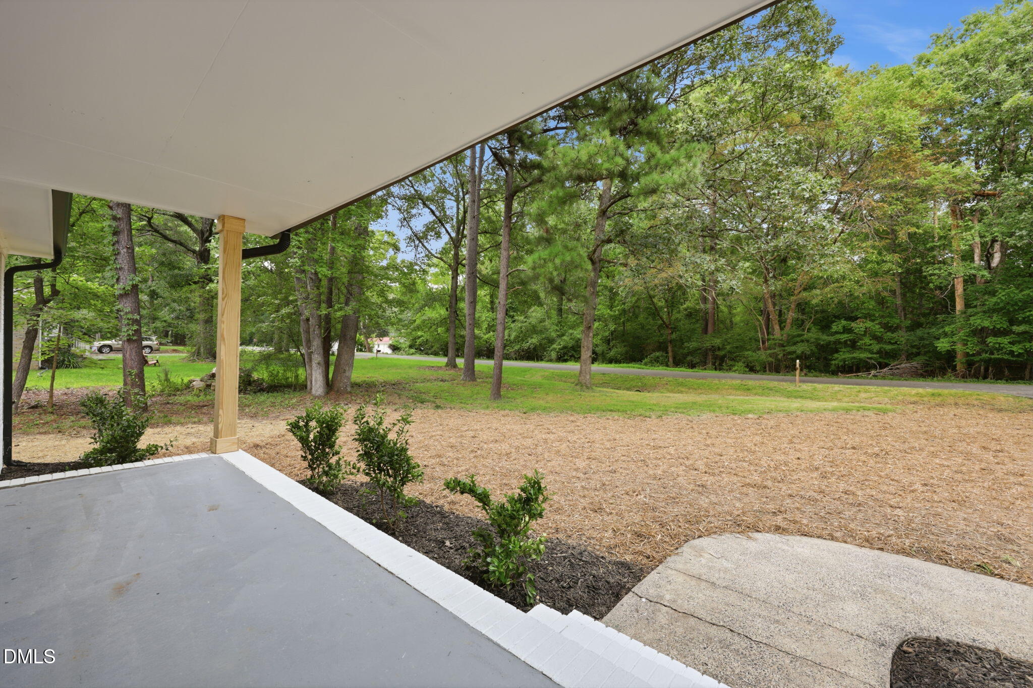 main property photo 31