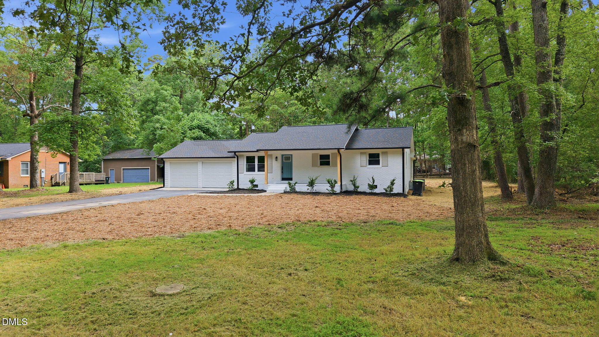 main property photo 35