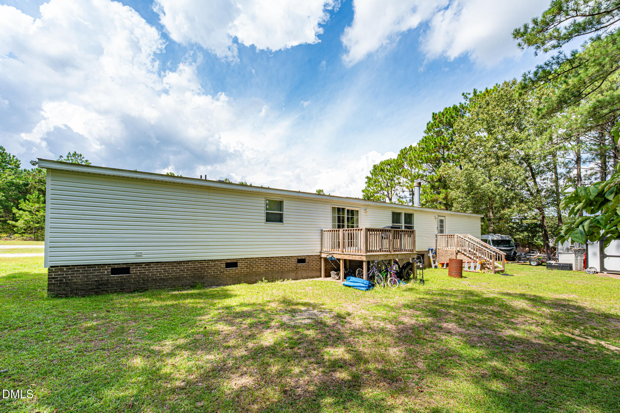 main property photo 33