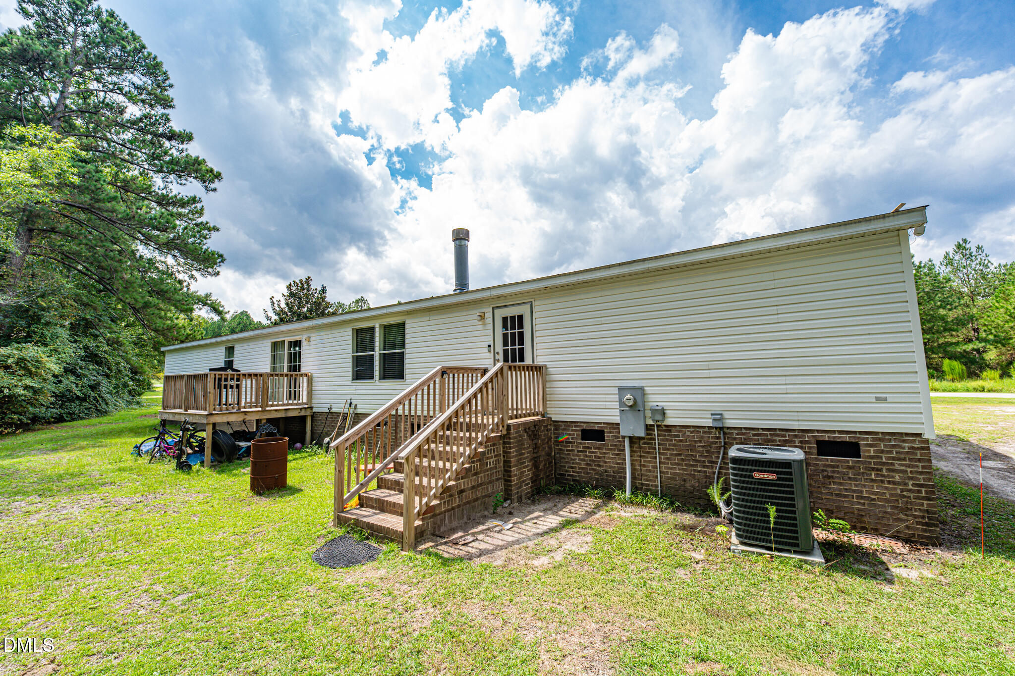 main property photo 35
