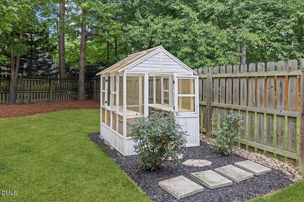 main property photo 59