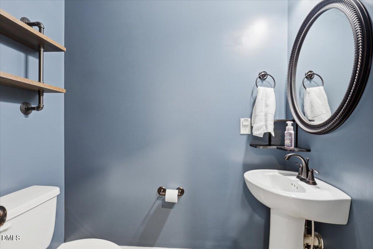 main property photo 16