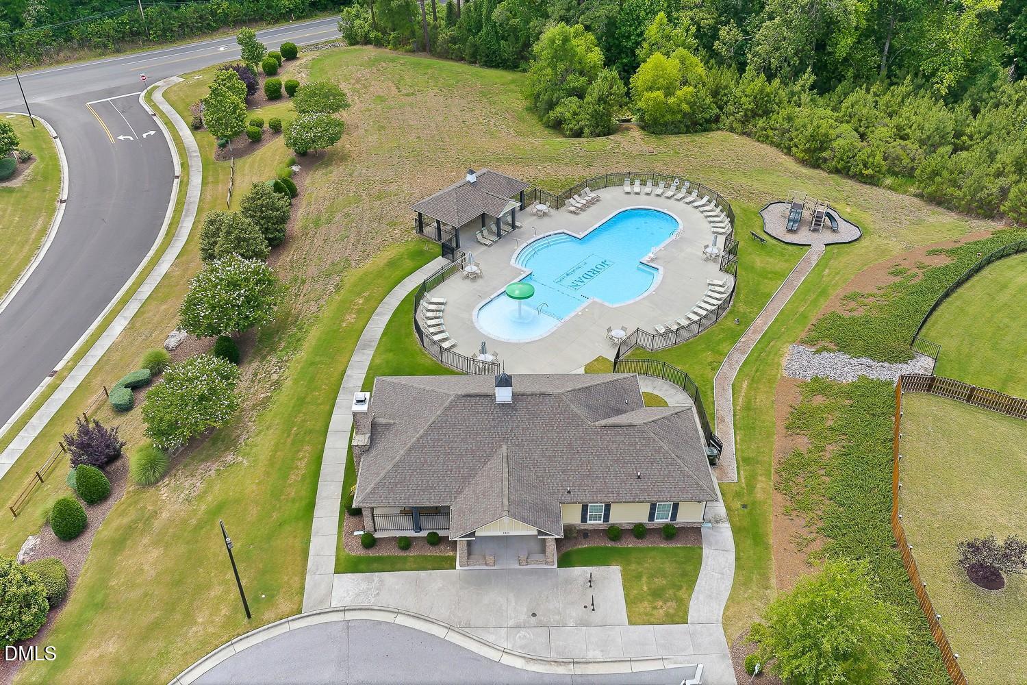 main property photo 63