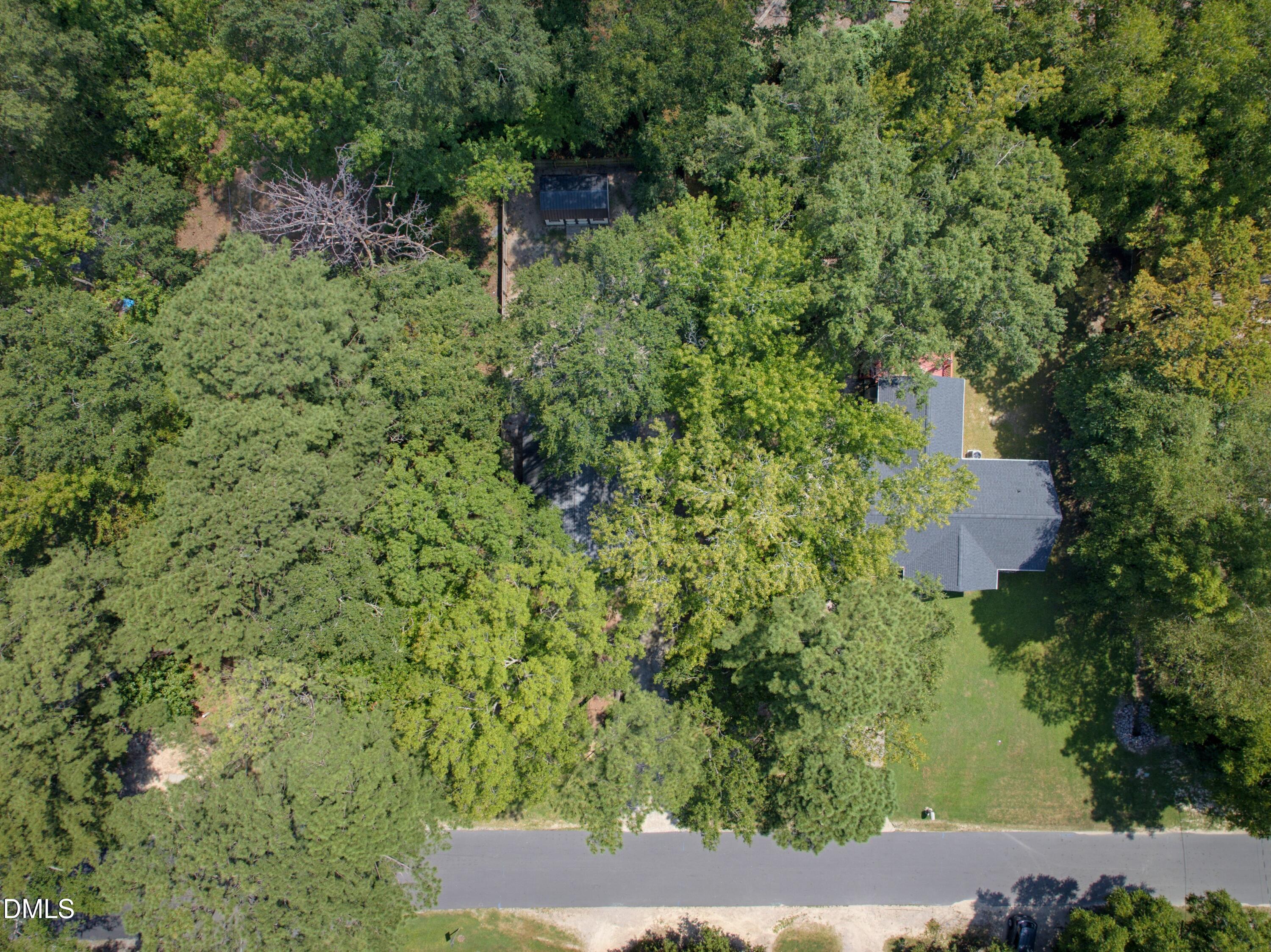 main property photo 34