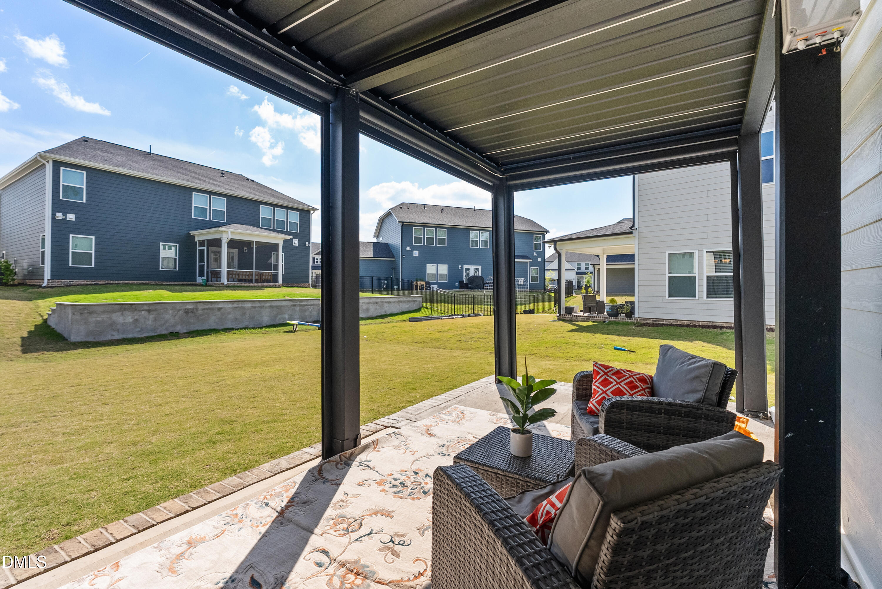 main property photo 20