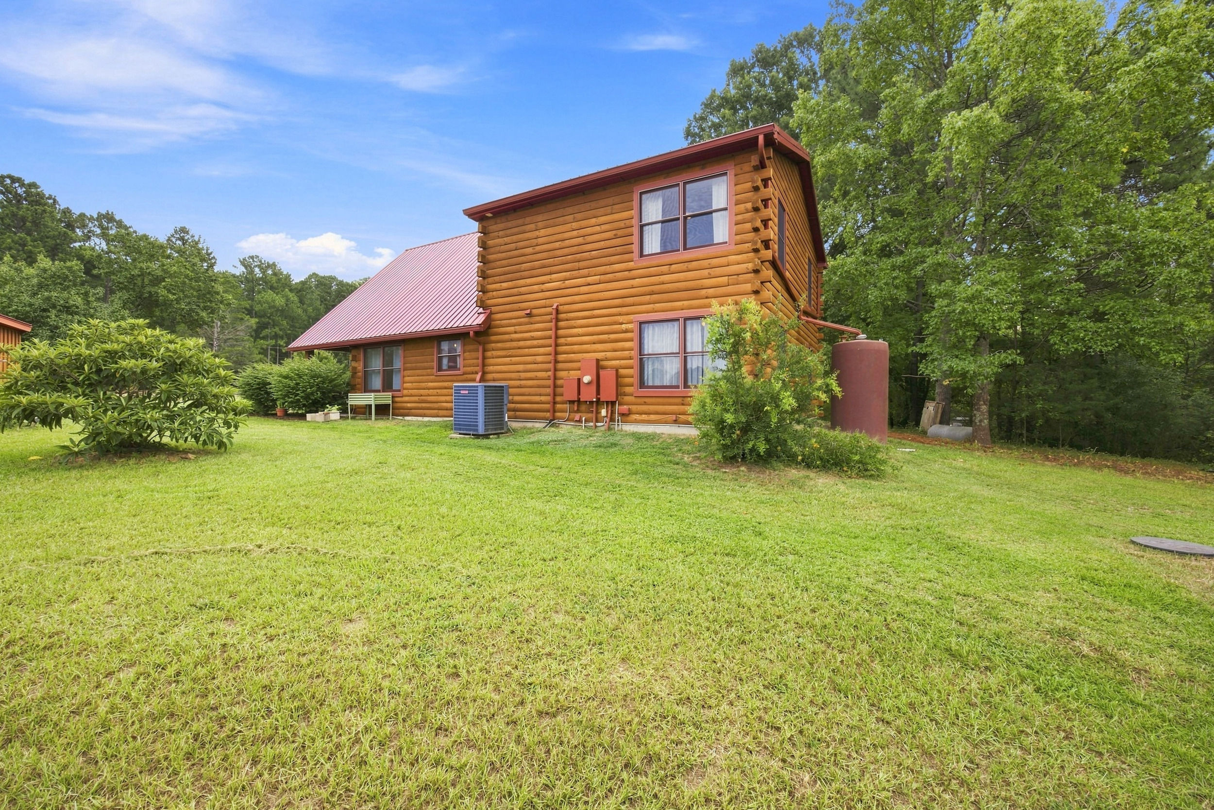 main property photo 45