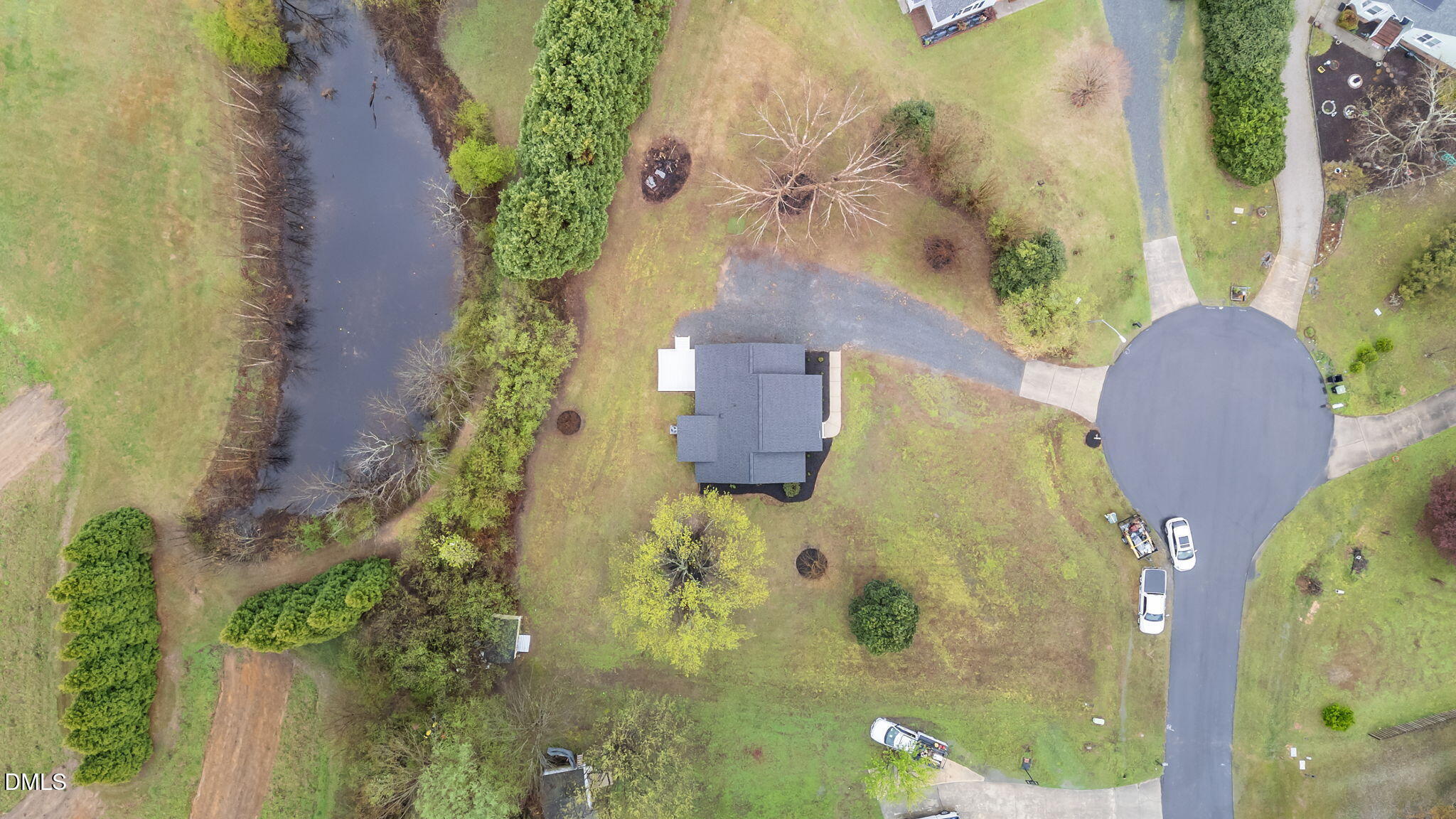 main property photo 24