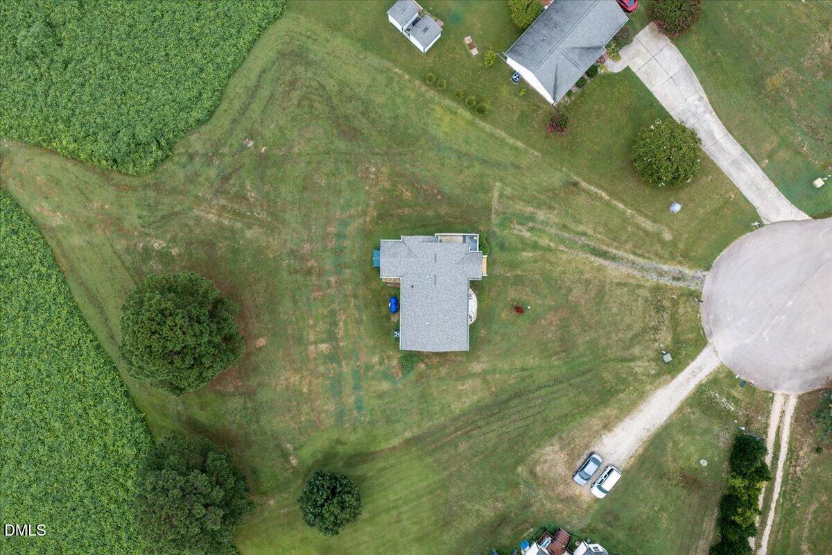main property photo 24