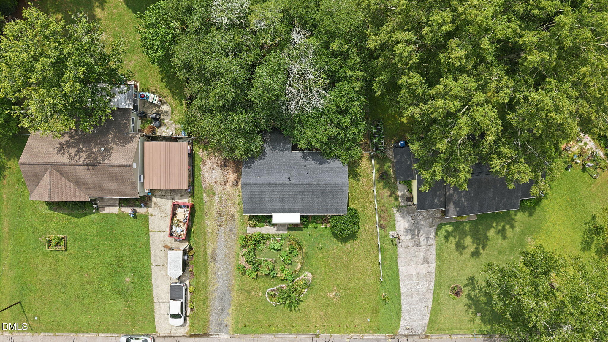 main property photo 24