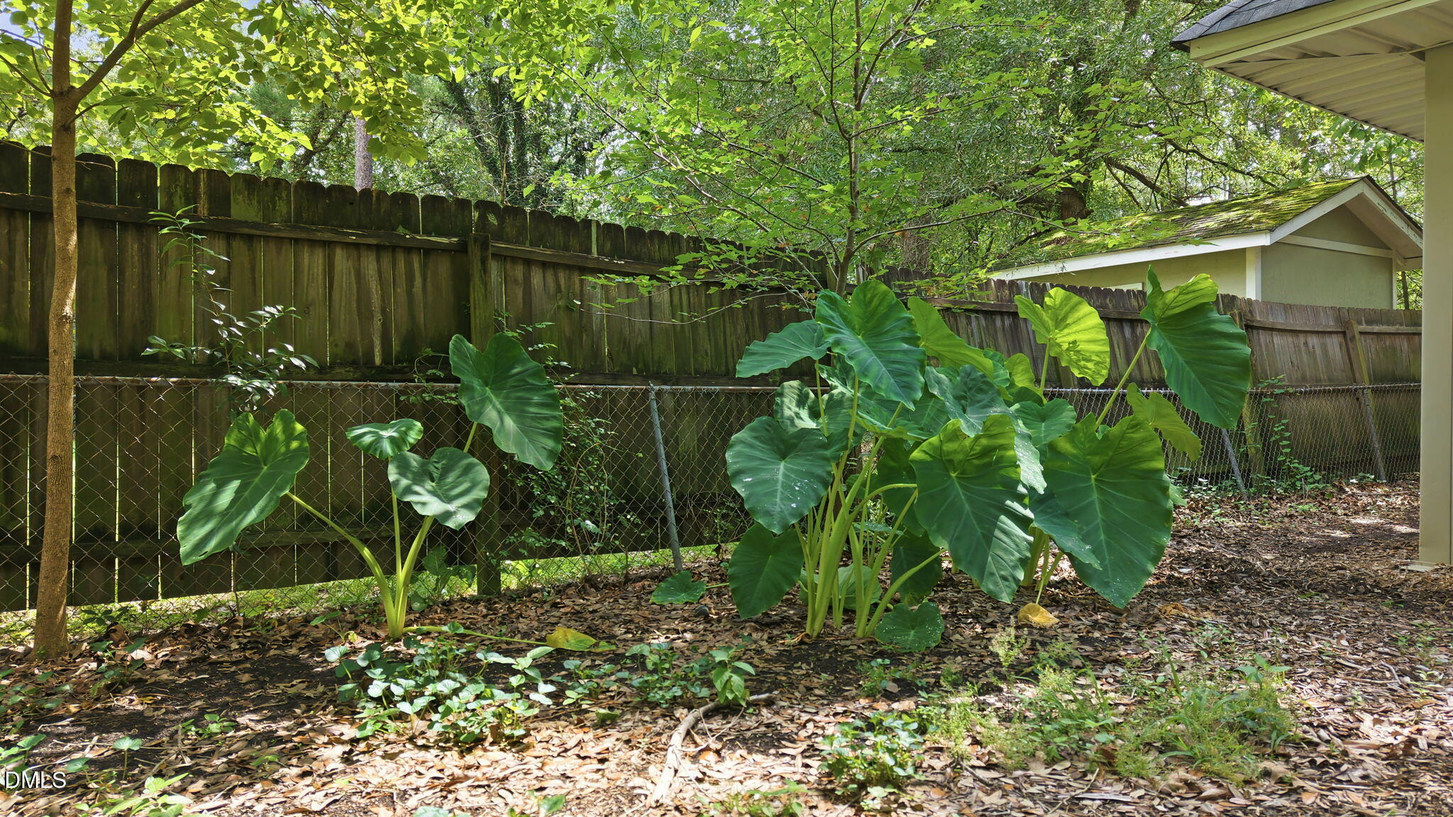main property photo 26