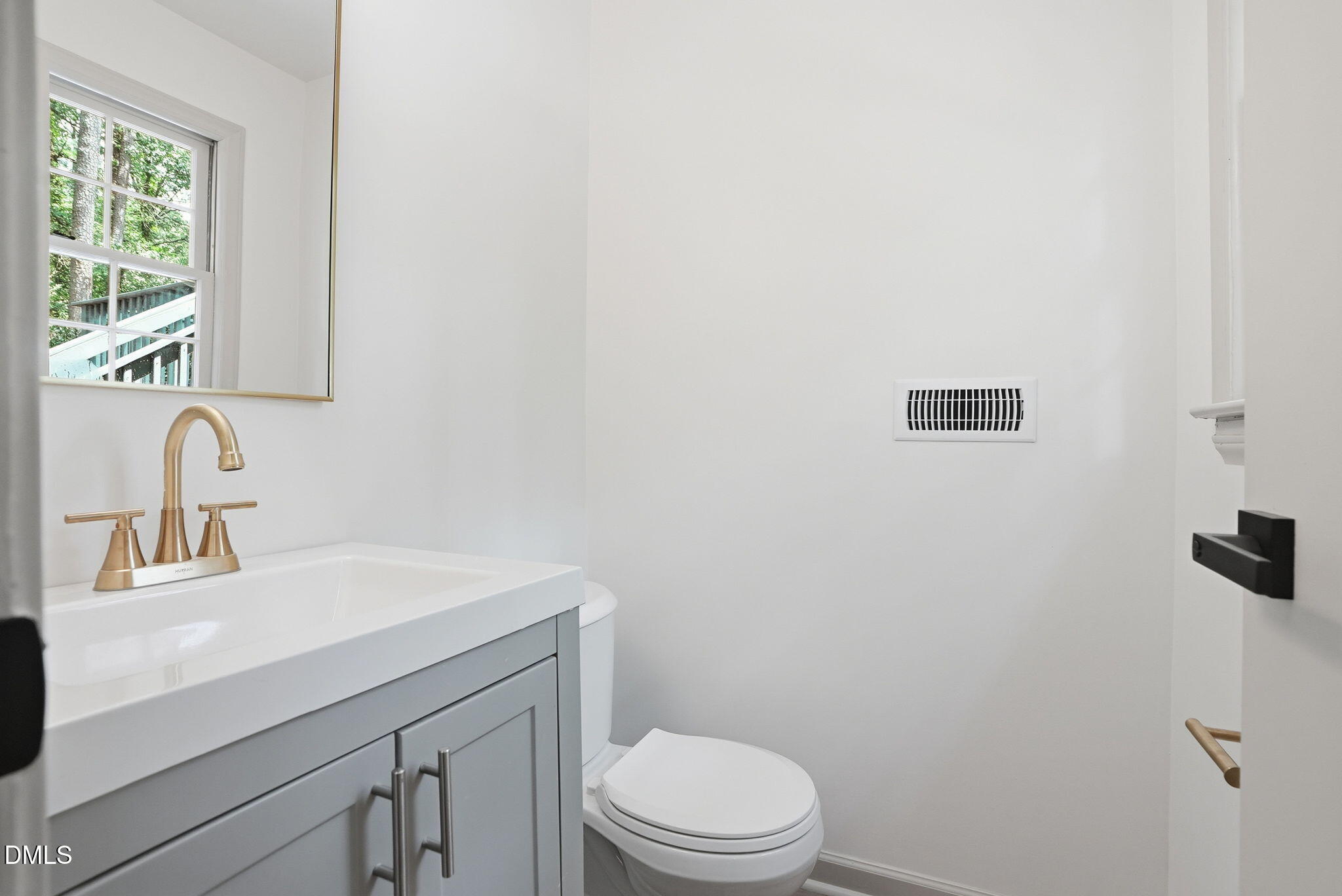 main property photo 65