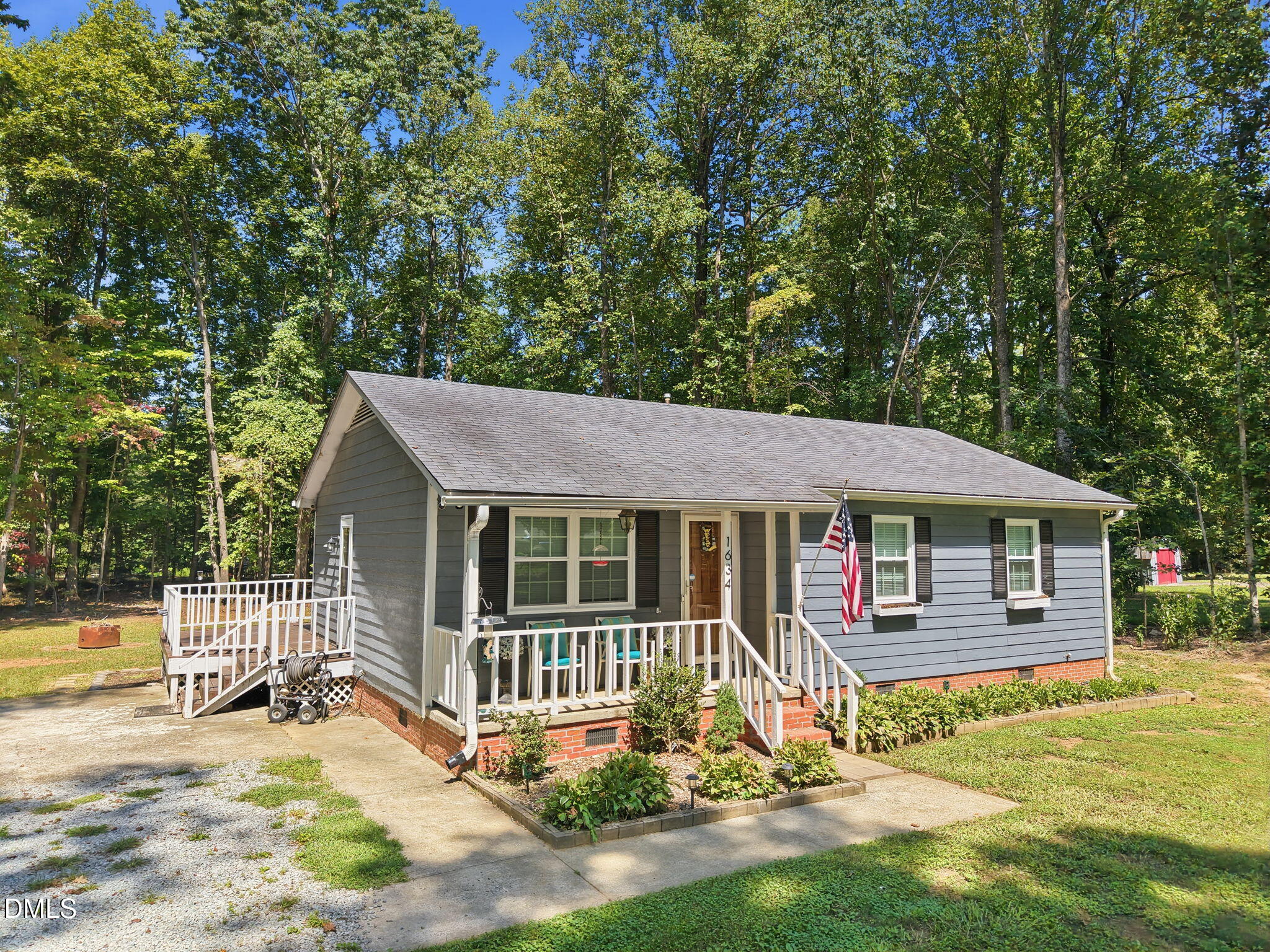 main property photo 23
