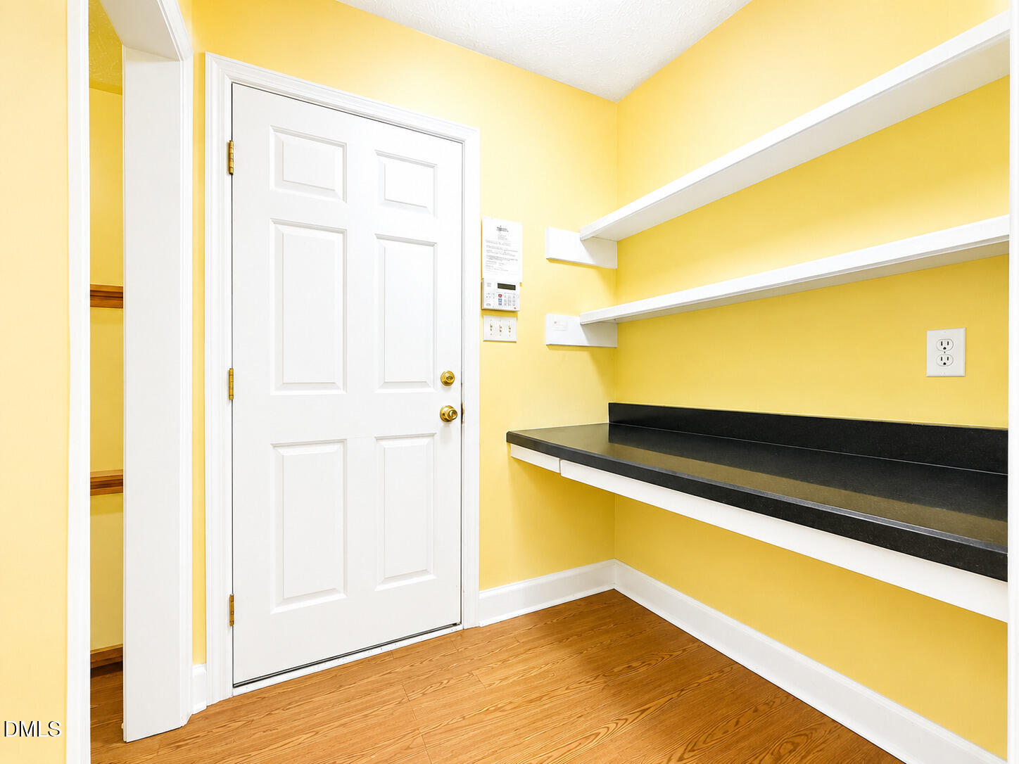 main property photo 19