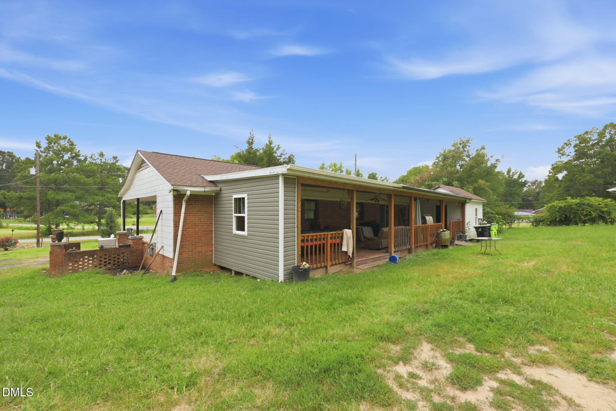 main property photo 20