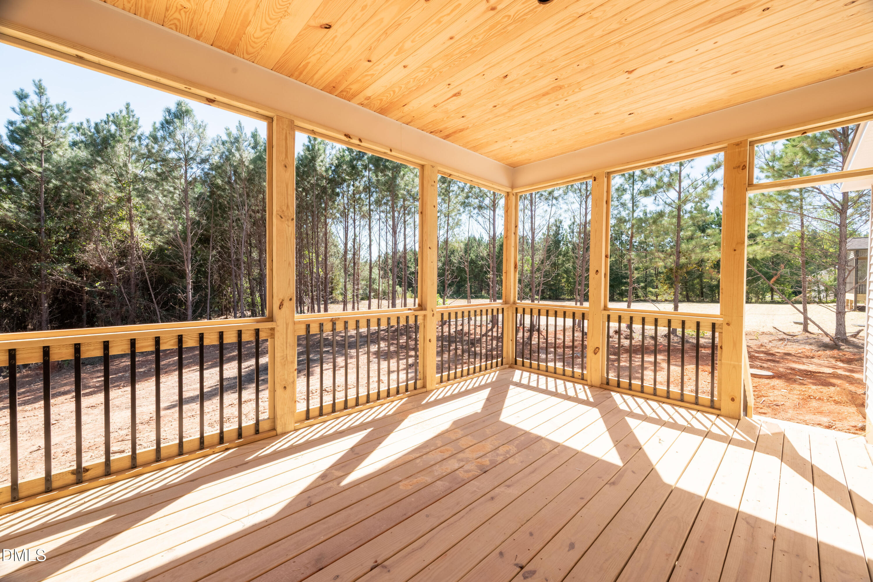 main property photo 24