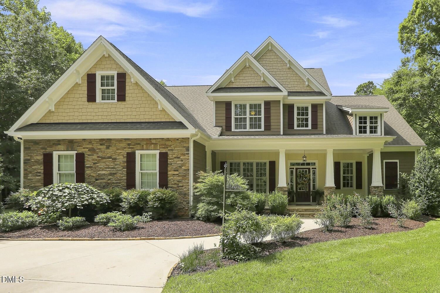main property photo 10