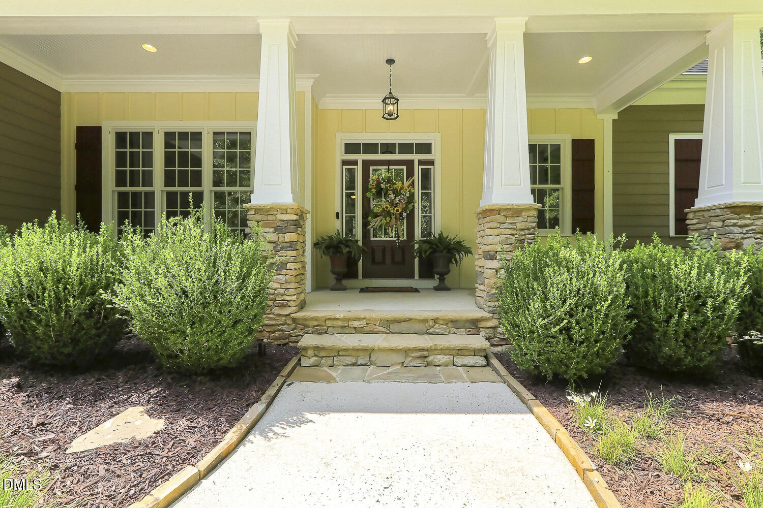 main property photo 11