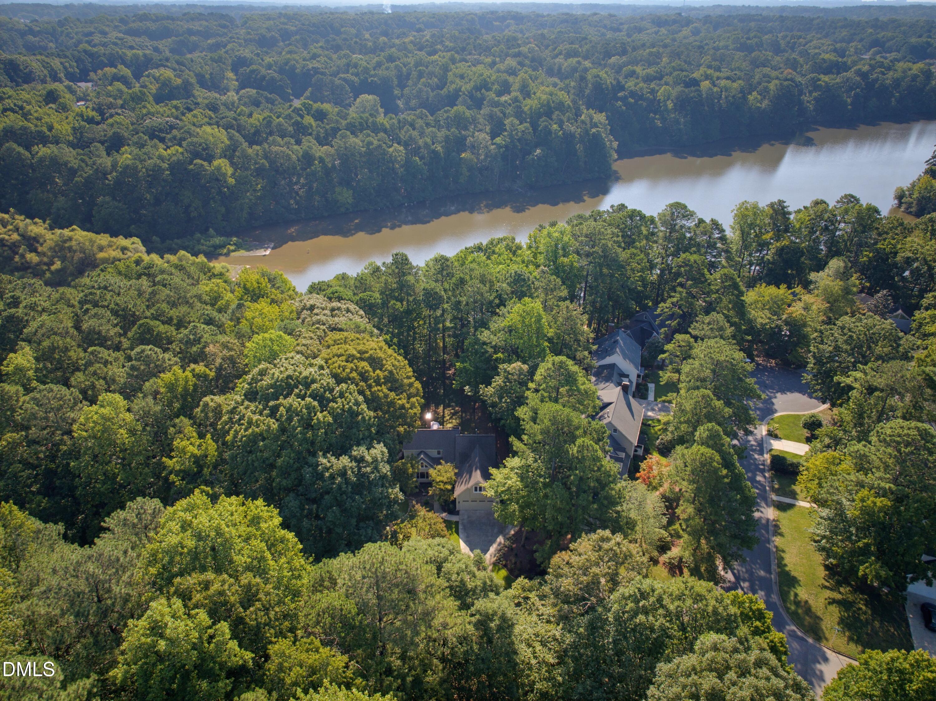 main property photo 50