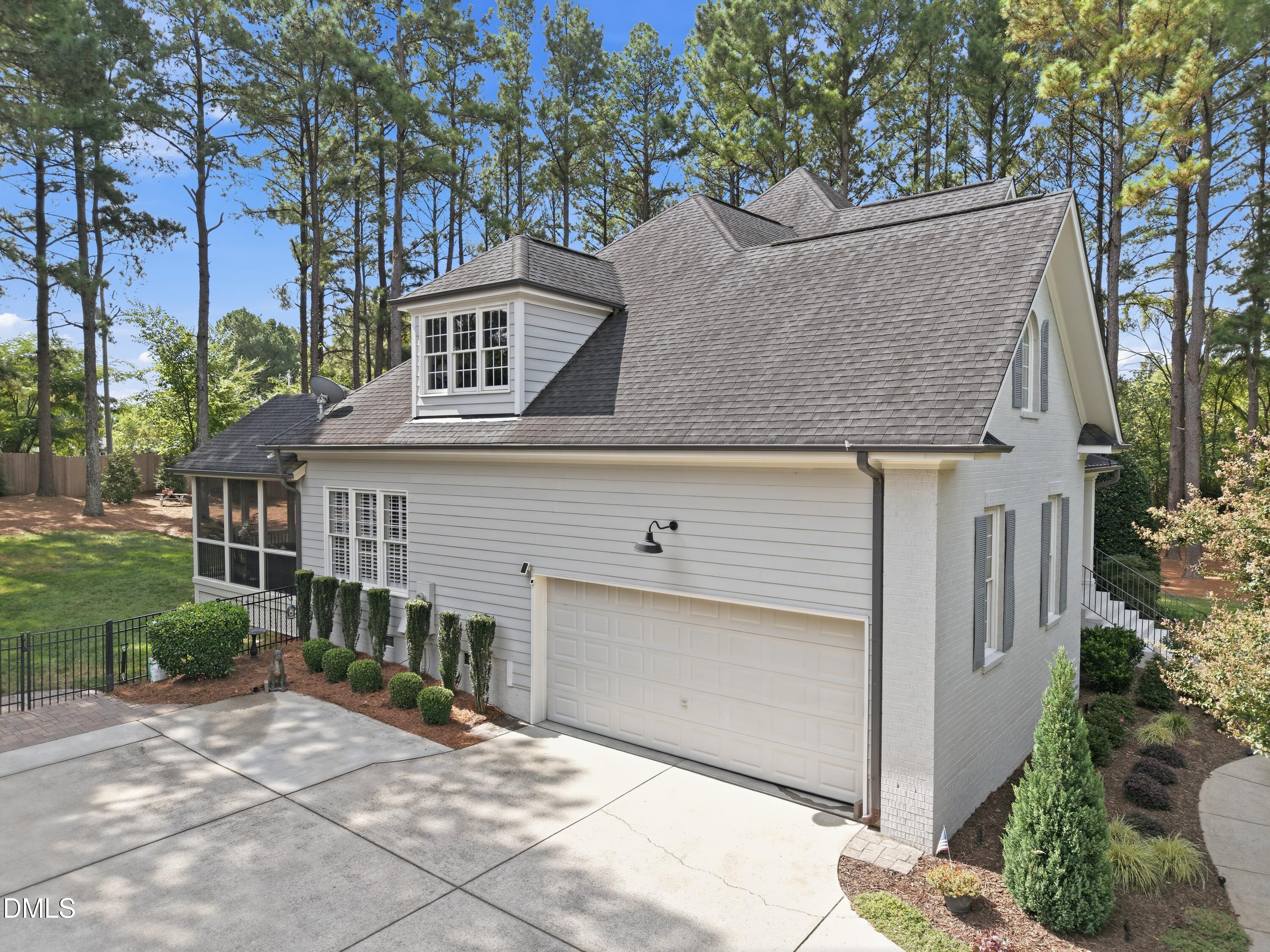 main property photo 42