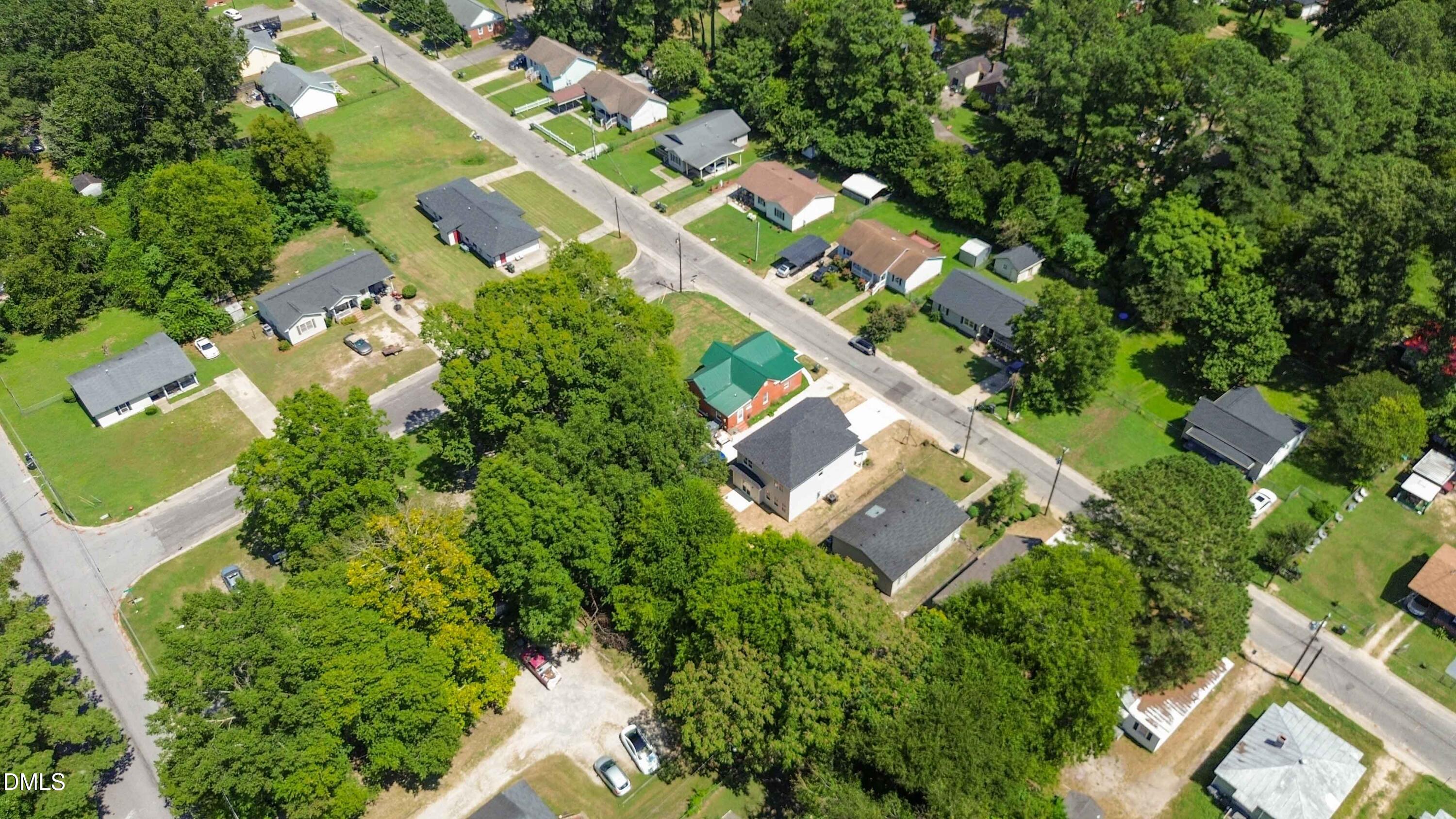 main property photo 35