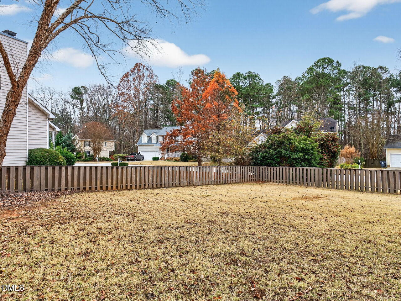 main property photo 20