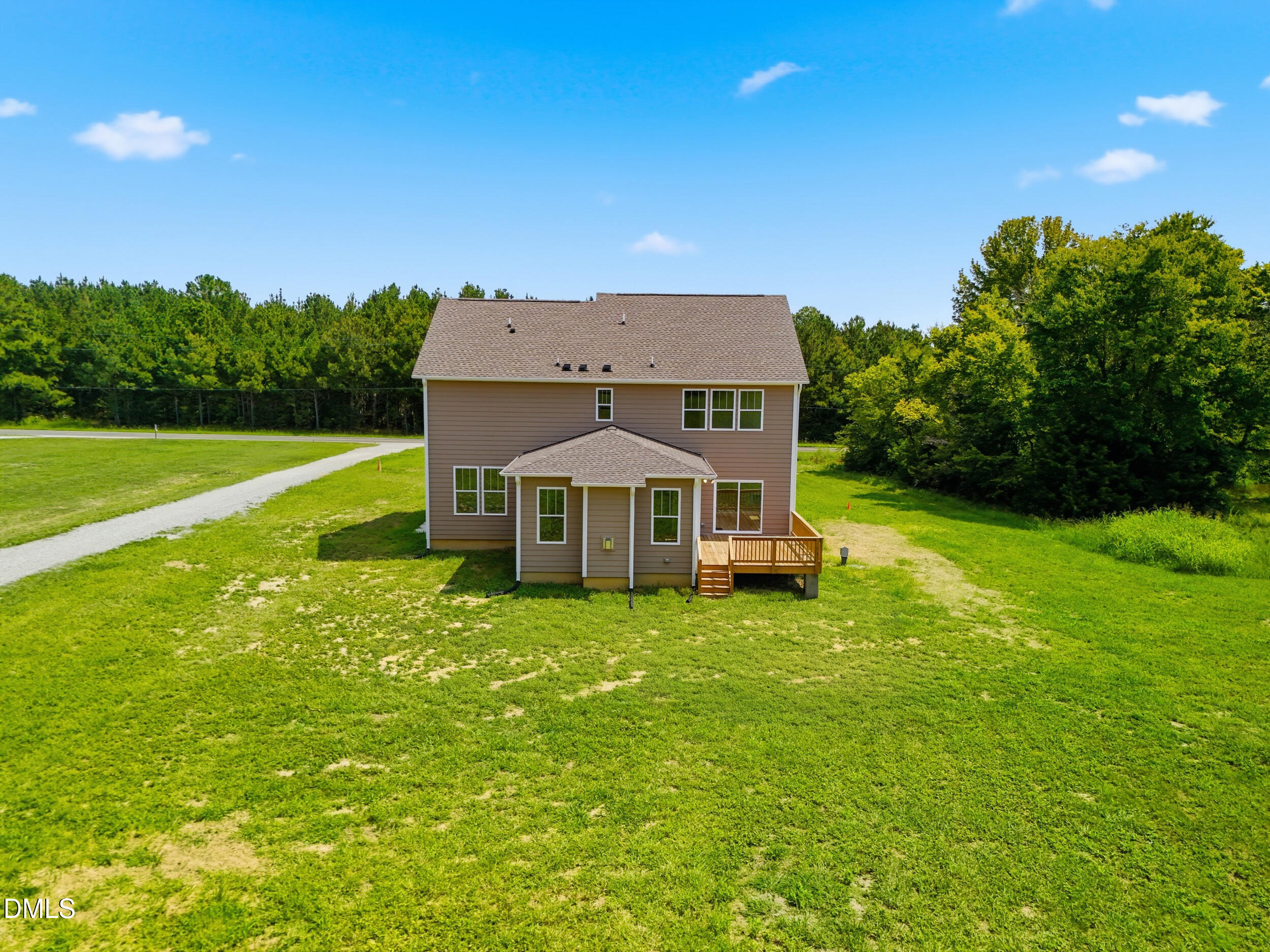 main property photo 46