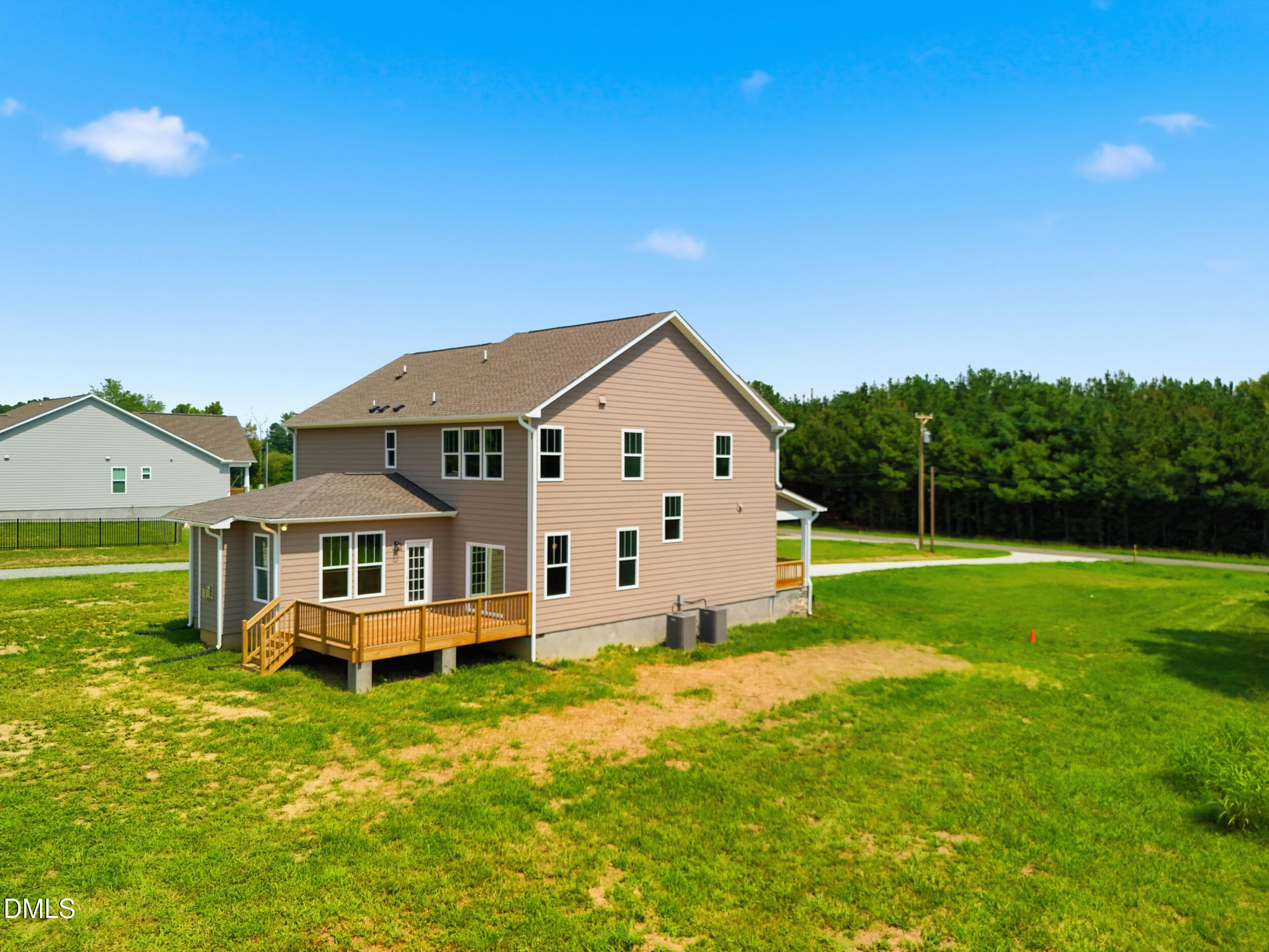 main property photo 47