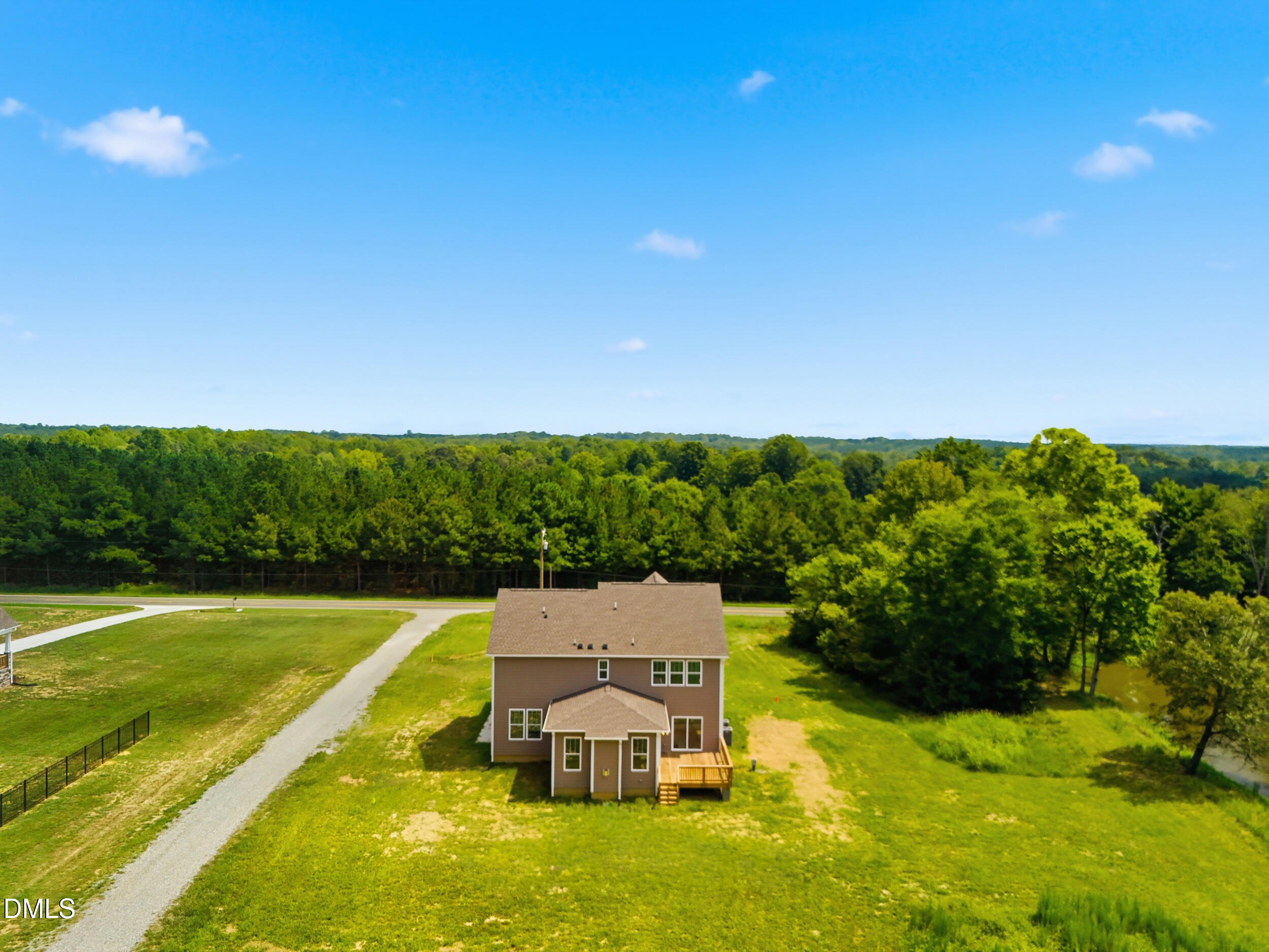 main property photo 49