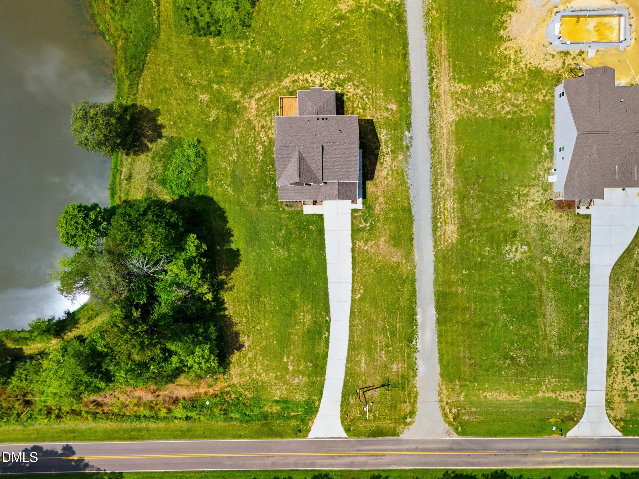 main property photo 50