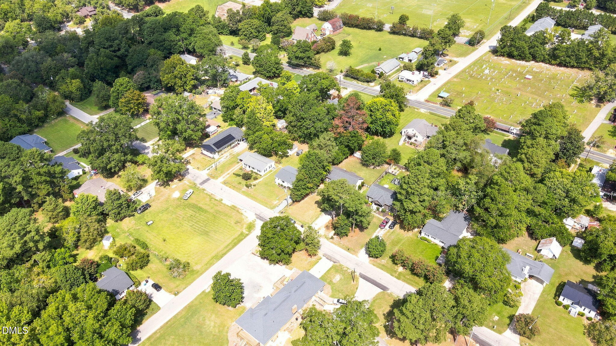 main property photo 35