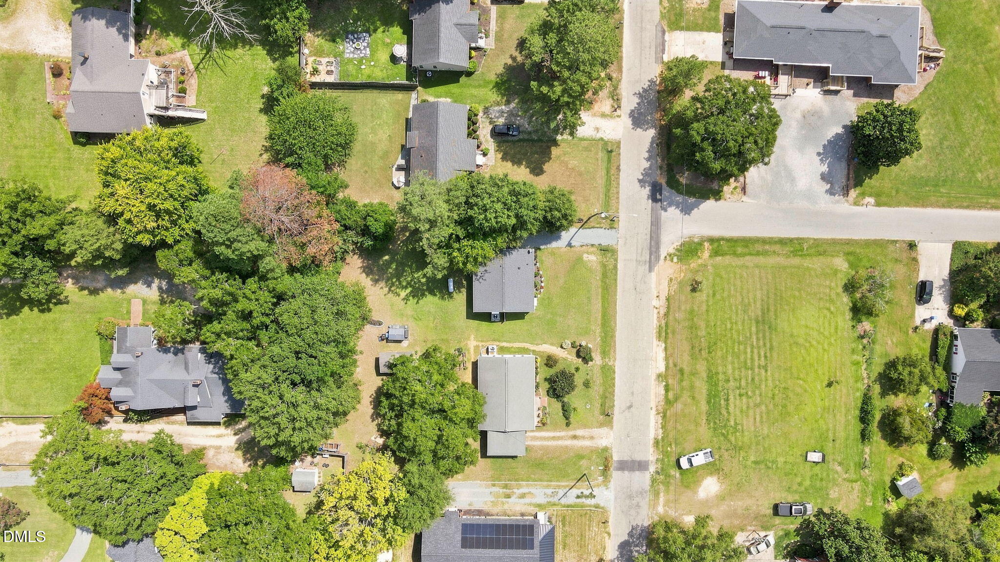 main property photo 36