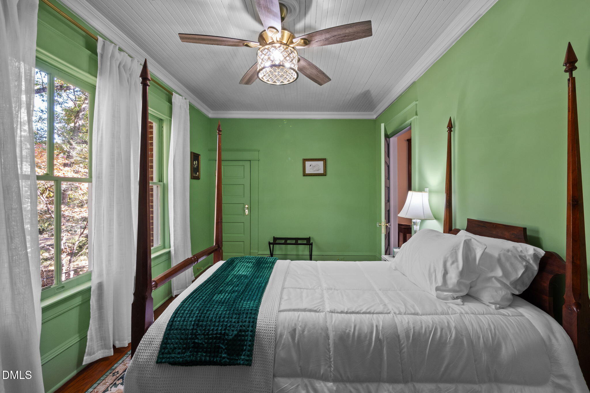 main property photo 44