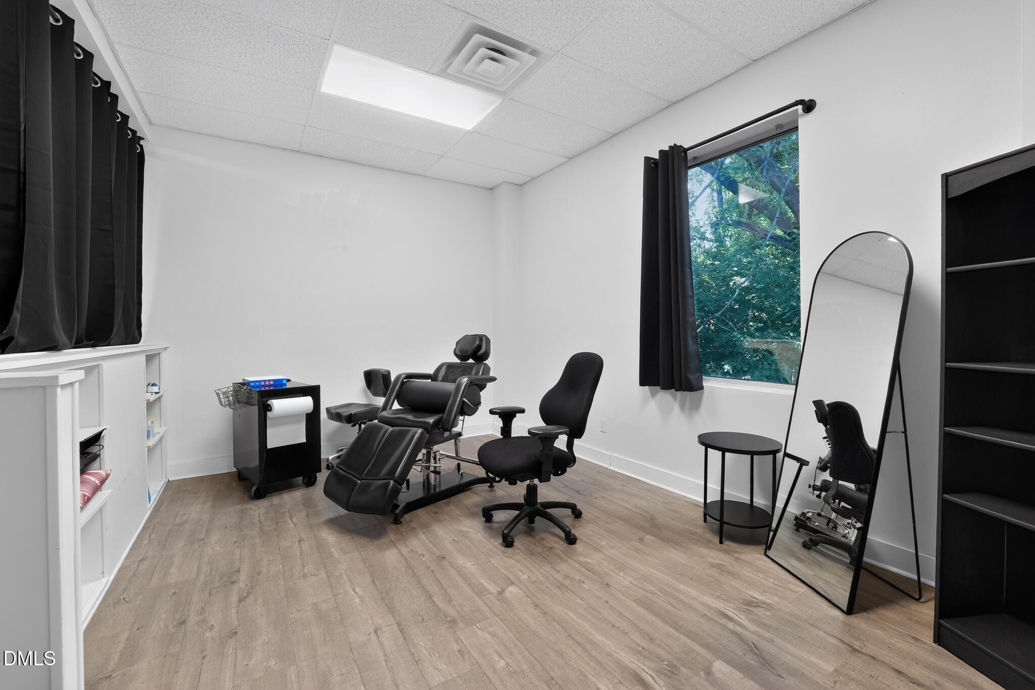 main property photo 37